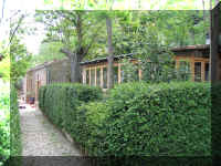 5mpx10.jpg (91779 byte)